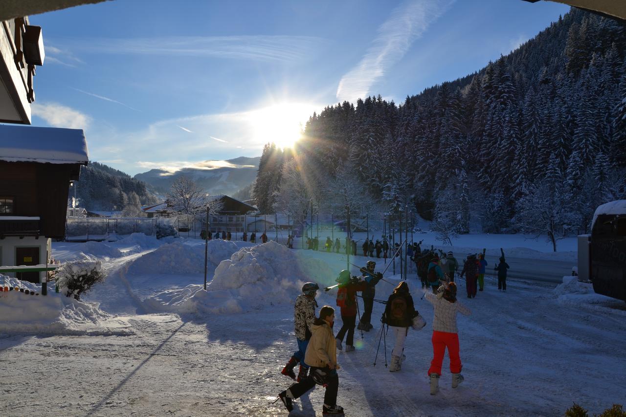 Jugendpension Muellauerhof Saalbach-Hinterglemm Kültér fotó